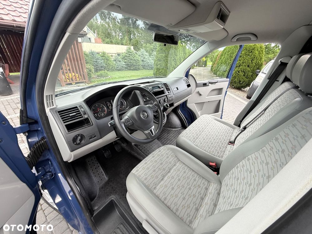 Volkswagen Transporter - 12