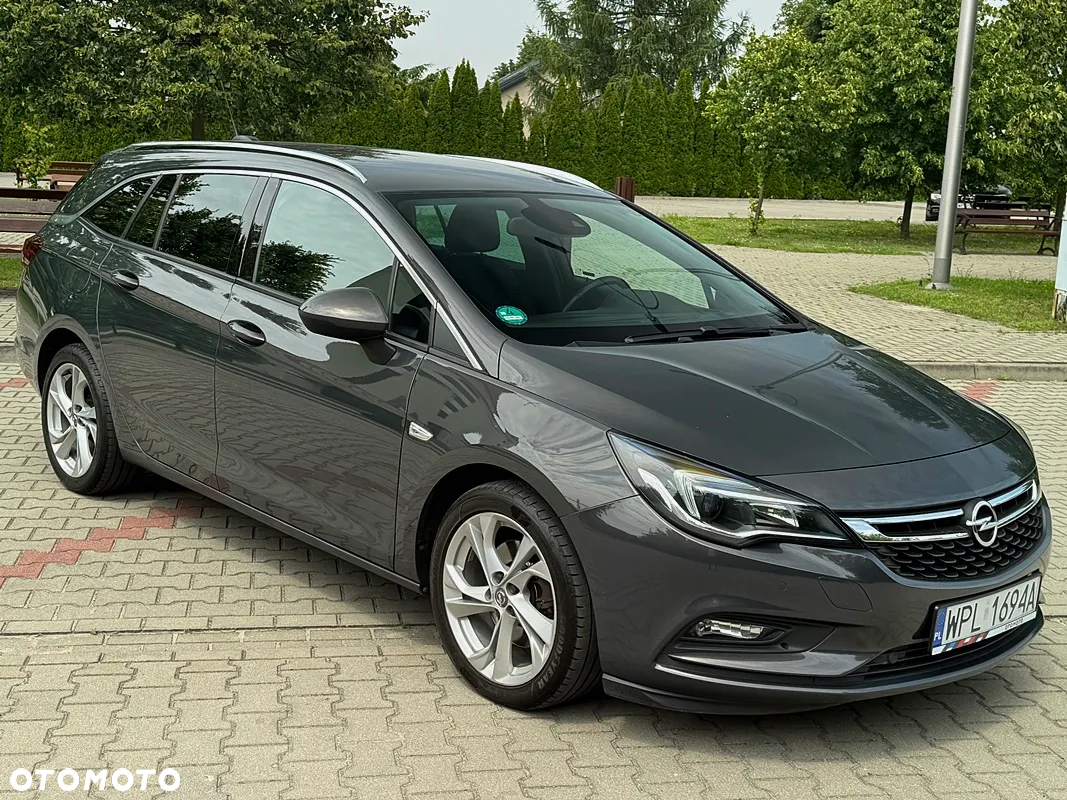 Opel Astra IV 1.6 CDTI Cosmo - 14