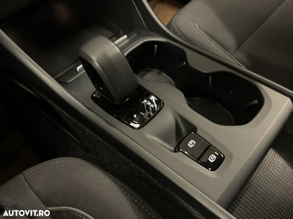 Volvo XC 40 T5 Recharge DKG Core - 26