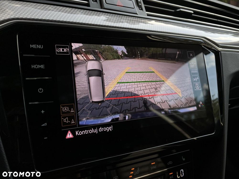 Volkswagen Passat Variant - 36