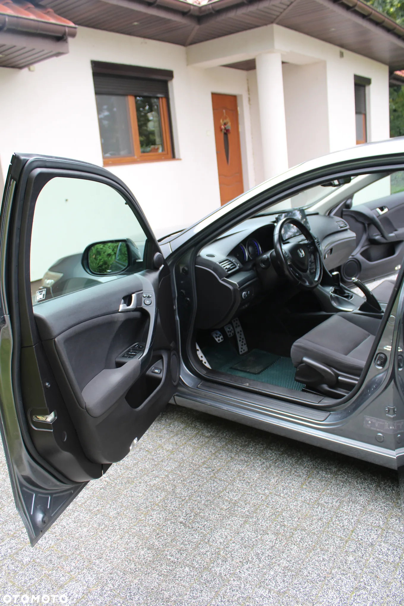 Honda Accord 2.0 Lifestyle - 22
