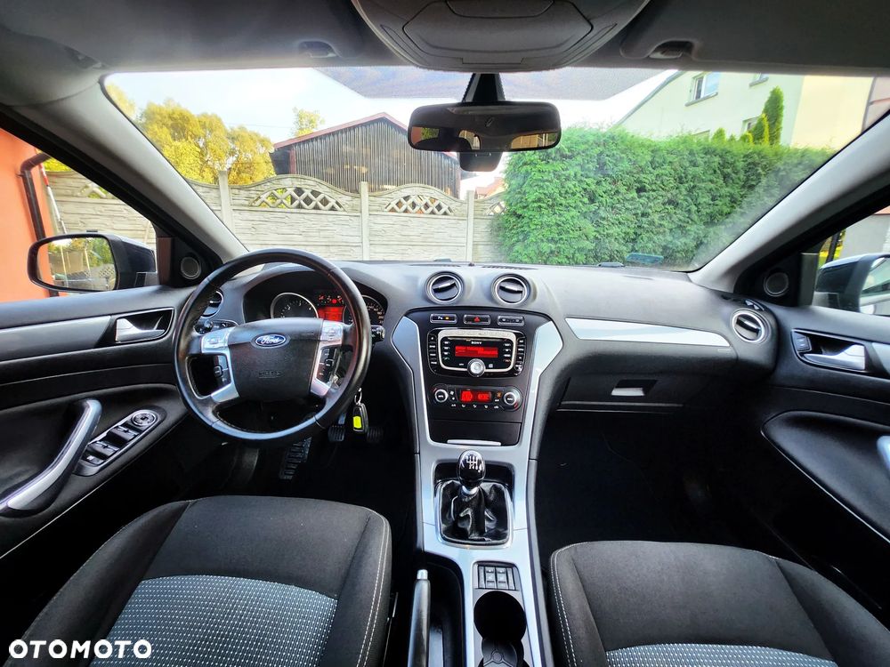 Ford Mondeo 1.6 TDCi Titanium - 11