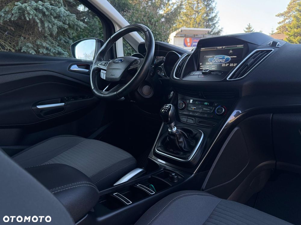 Ford C-MAX 1.5 TDCi Start-Stop-System Titanium - 24