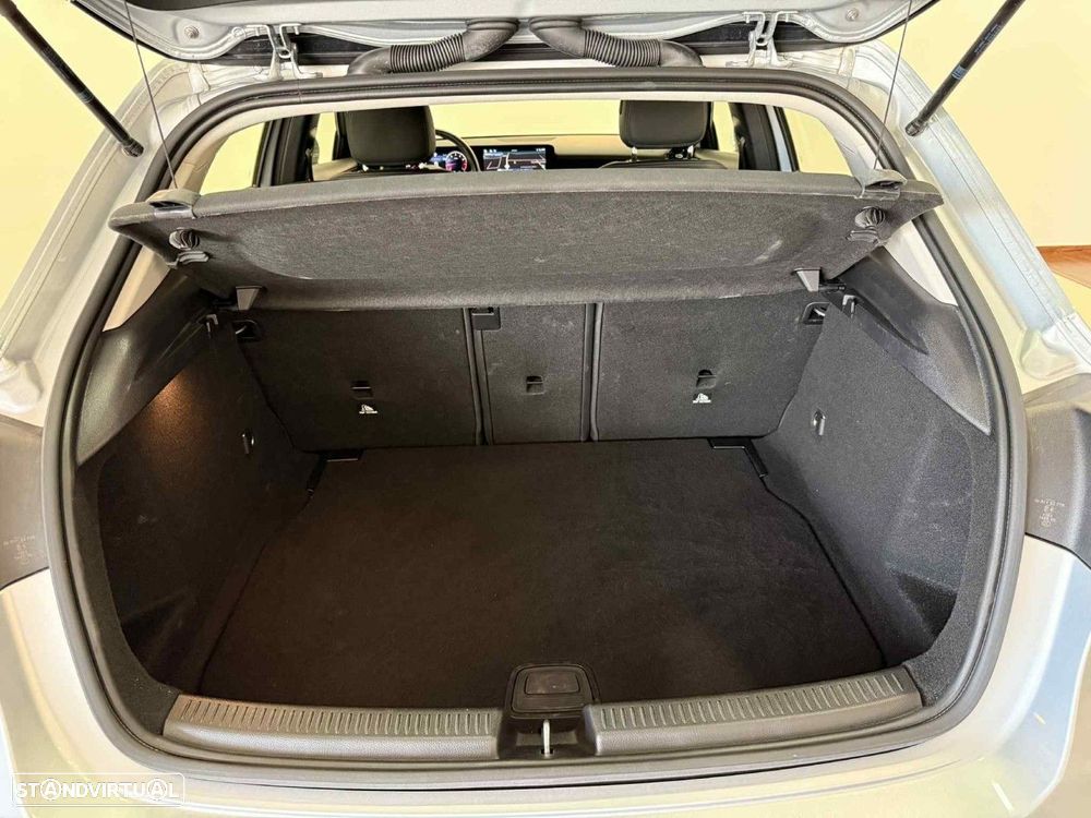Mercedes-Benz A 200 Standard - 22