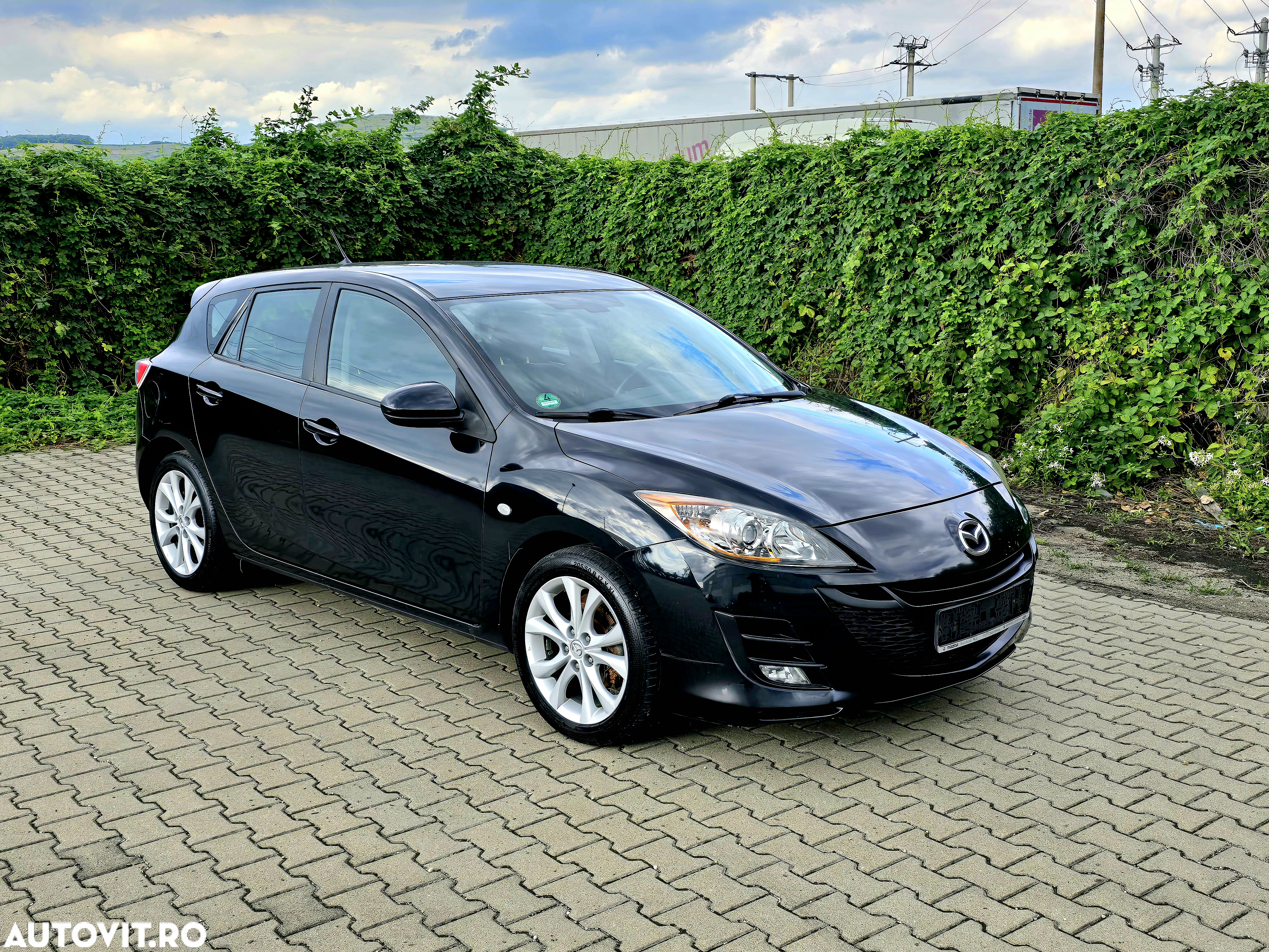 Mazda 3 - 8