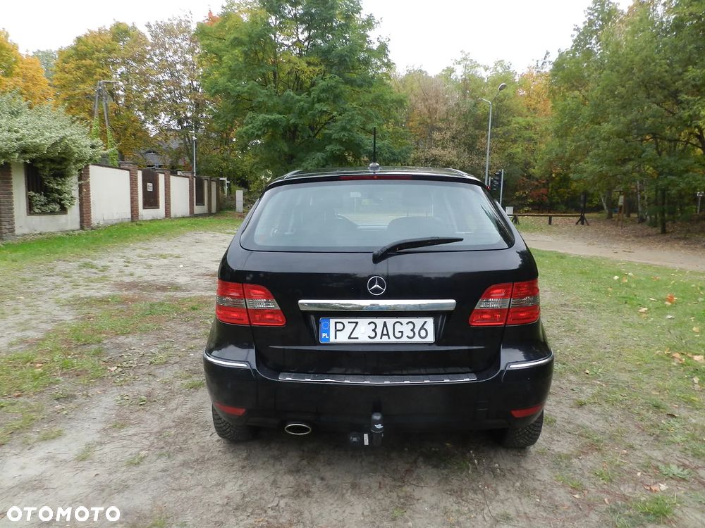 Mercedes-Benz Klasa B 200 Autotronic Grand Edition - 24