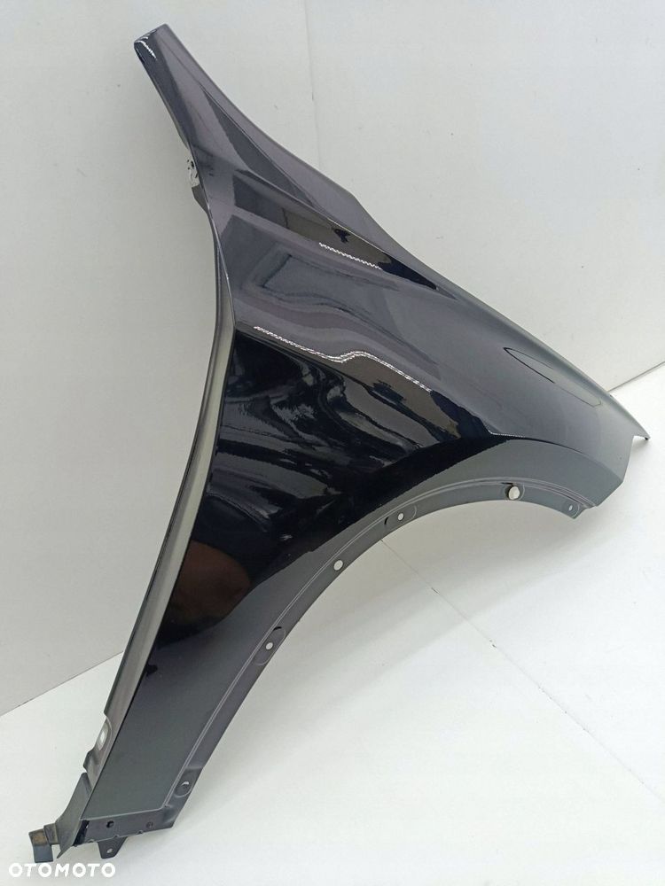 BMW X1 F48 PRAWY PRZEDNI BŁOTNIK 668 - 6