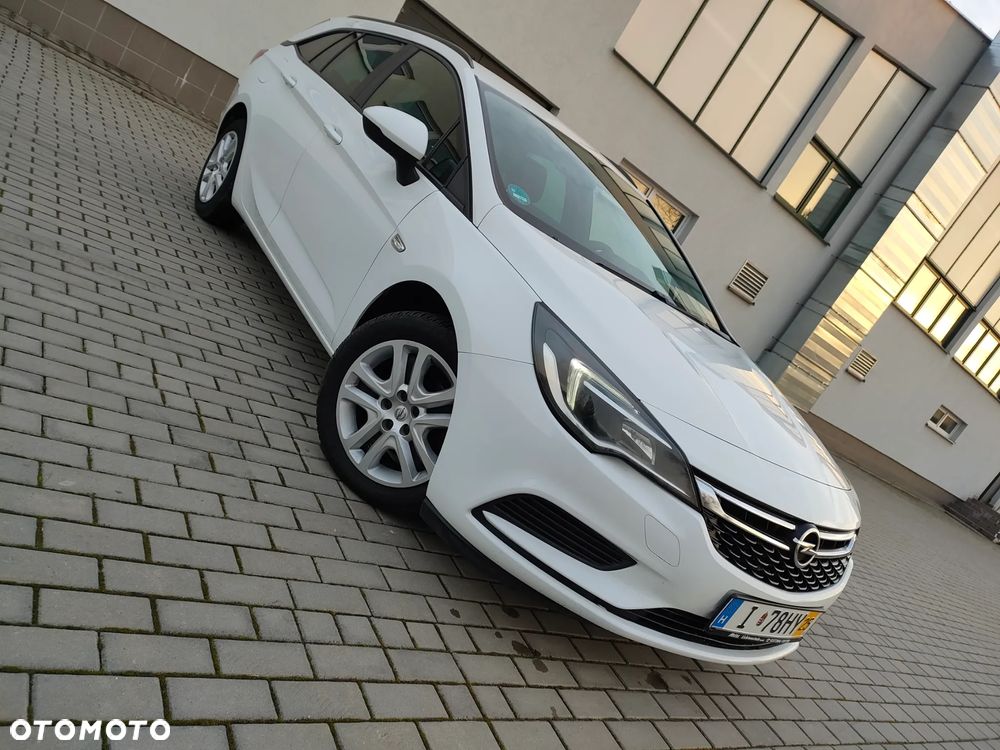 Opel Astra - 2