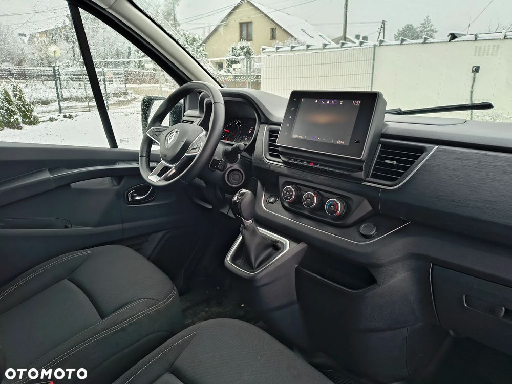Renault Trafic - 11