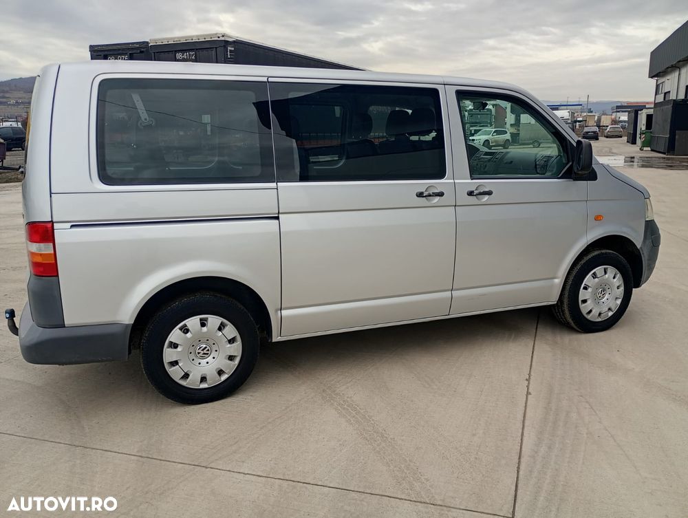 Volkswagen Transporter Shuttle Kurz - 3