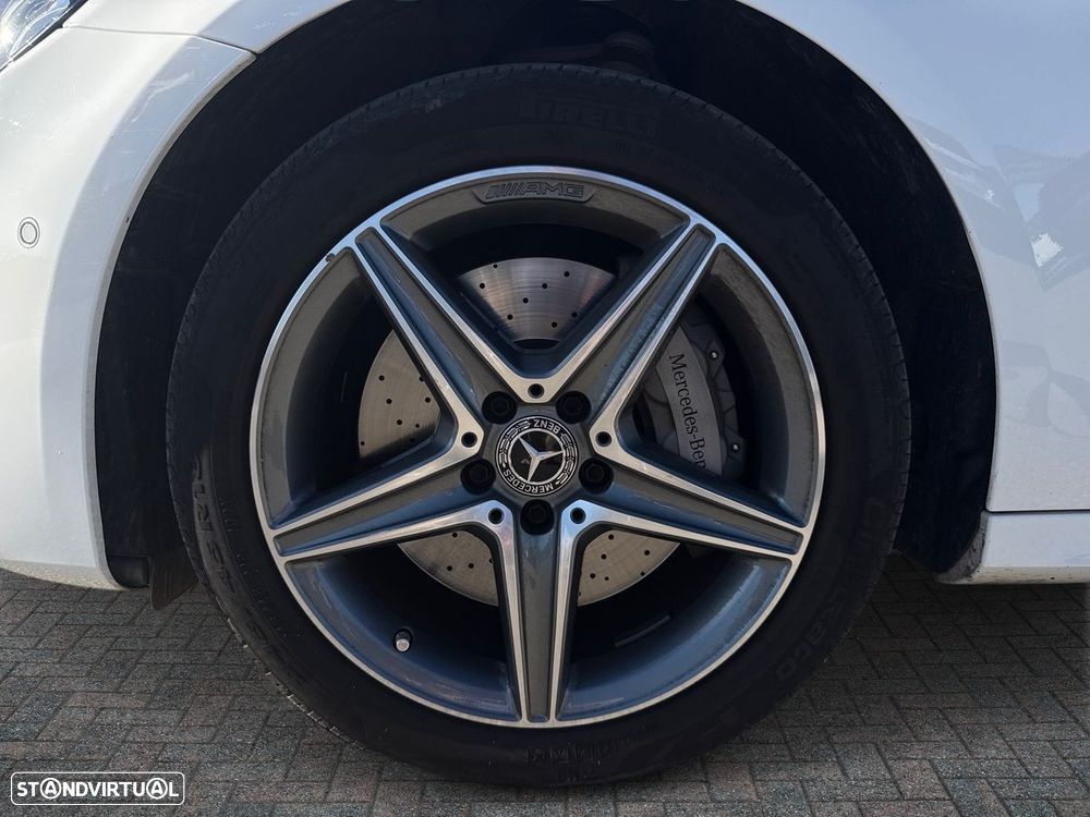 Mercedes-Benz E 300 - 5