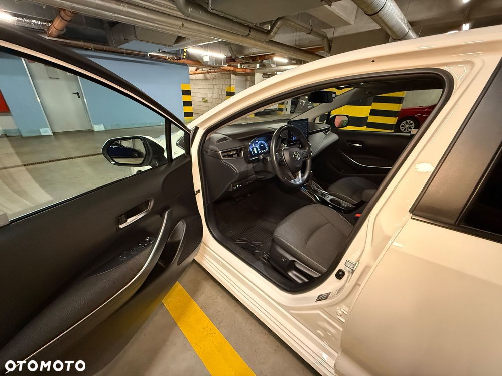 Toyota Corolla 1.8 Hybrid Style - 6