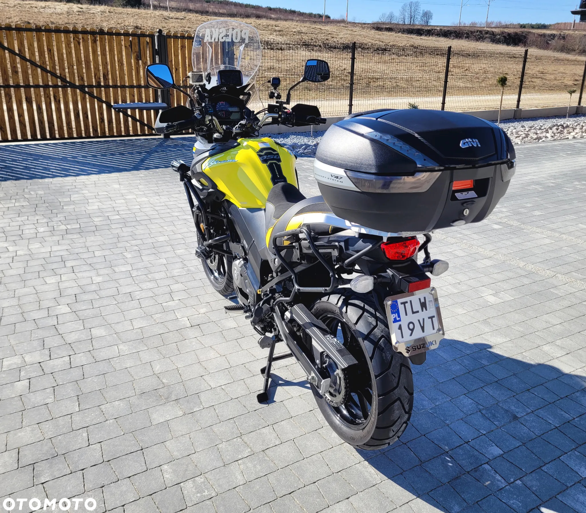 Suzuki V-STROM - 3