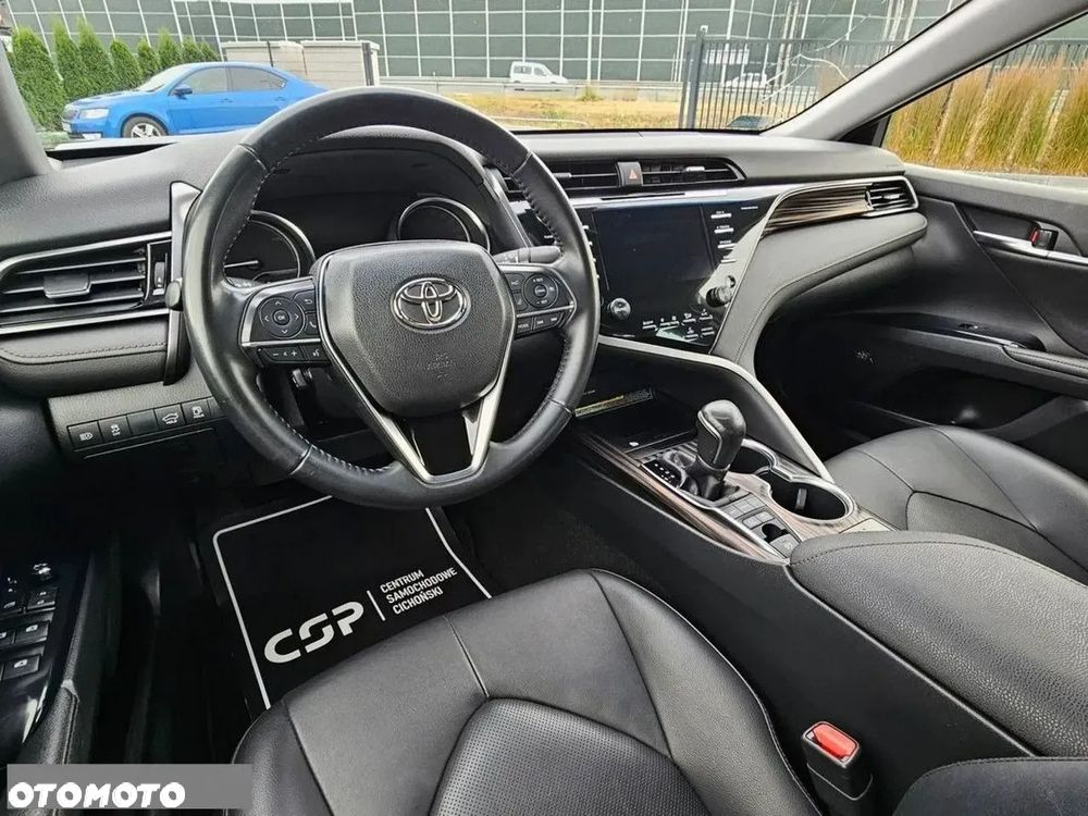 Toyota Camry 2.5 Hybrid Prestige CVT - 18