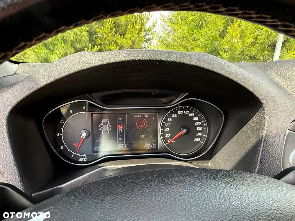 Ford Mondeo - 31