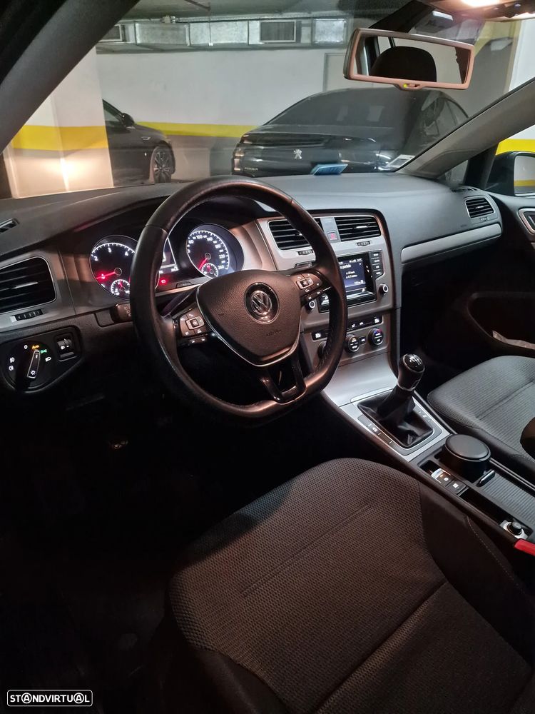 VW Golf Variant 1.6 TDi Confortline - 6