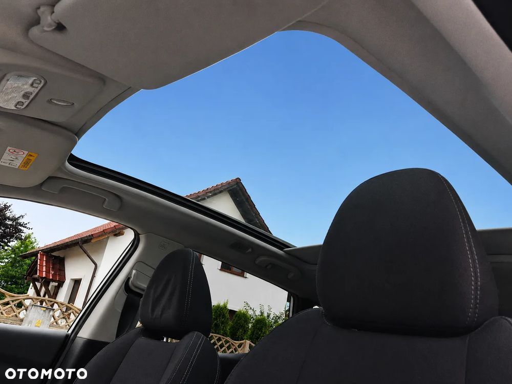 Nissan Qashqai 1.2 DIG-T N-Connecta EU6 - 14