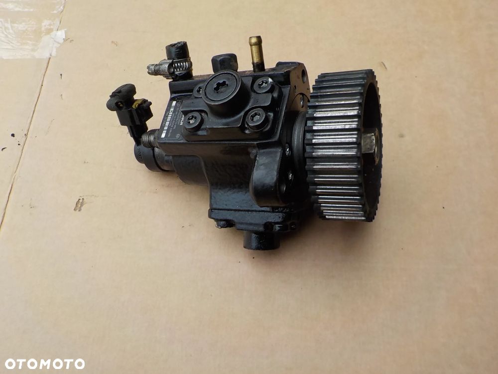 pompa wtryskowa opel zafira b 1,9 cdti 0445010097 - 1