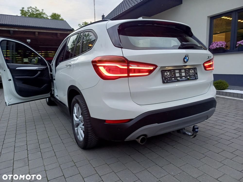 BMW X1 xDrive18d - 9