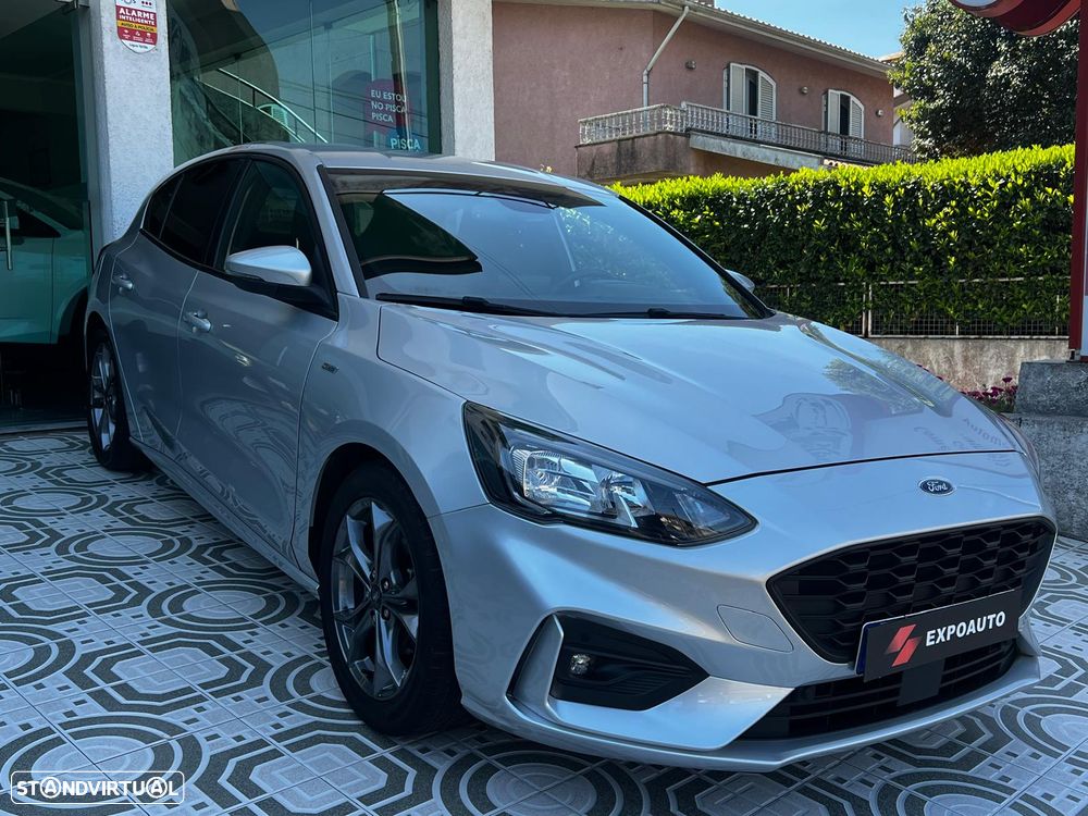 Ford Focus 1.0 EcoBoost MHEV ST-Line X Aut. - 2