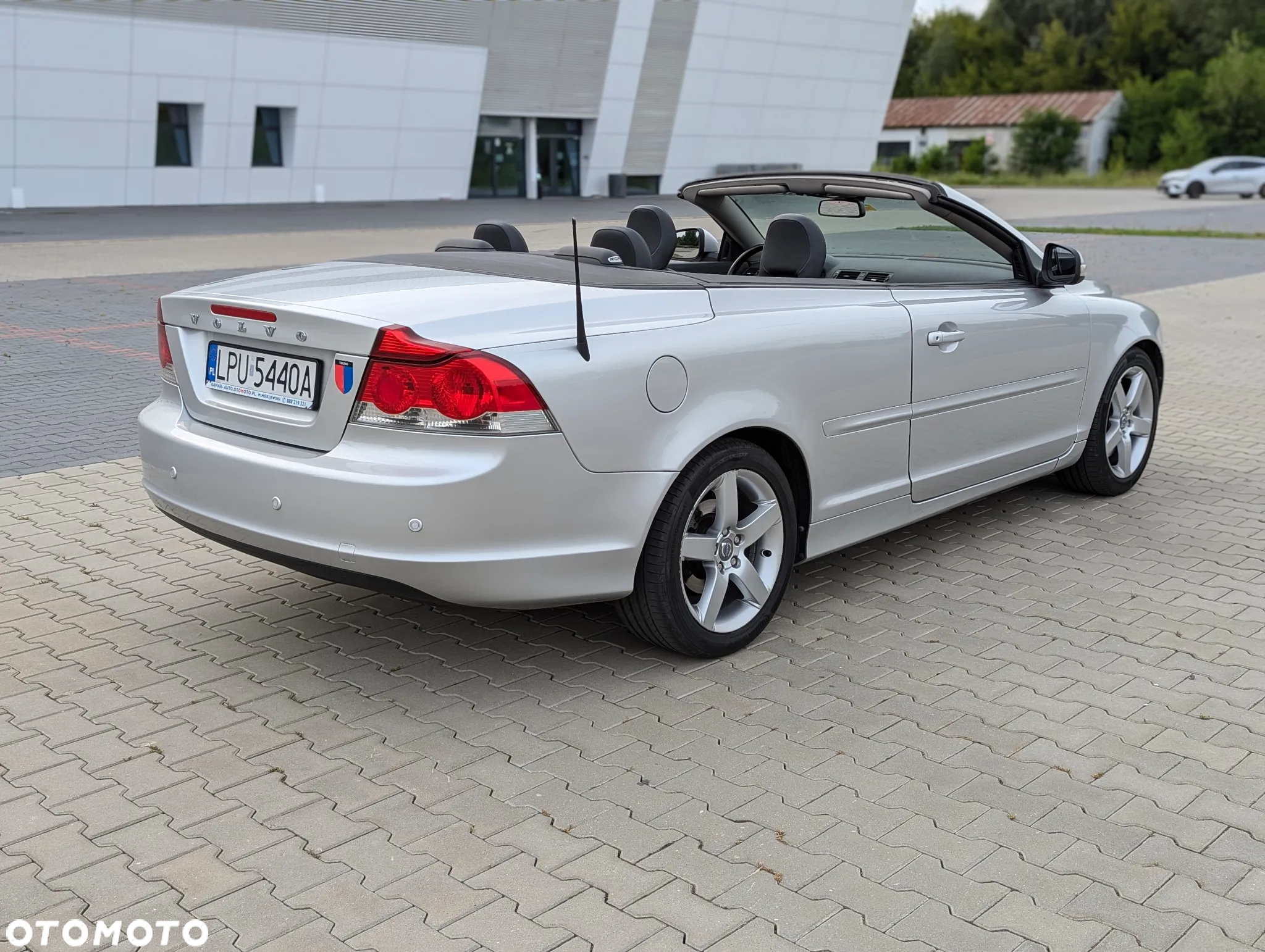 Volvo C70 2.4 Momentum - 4