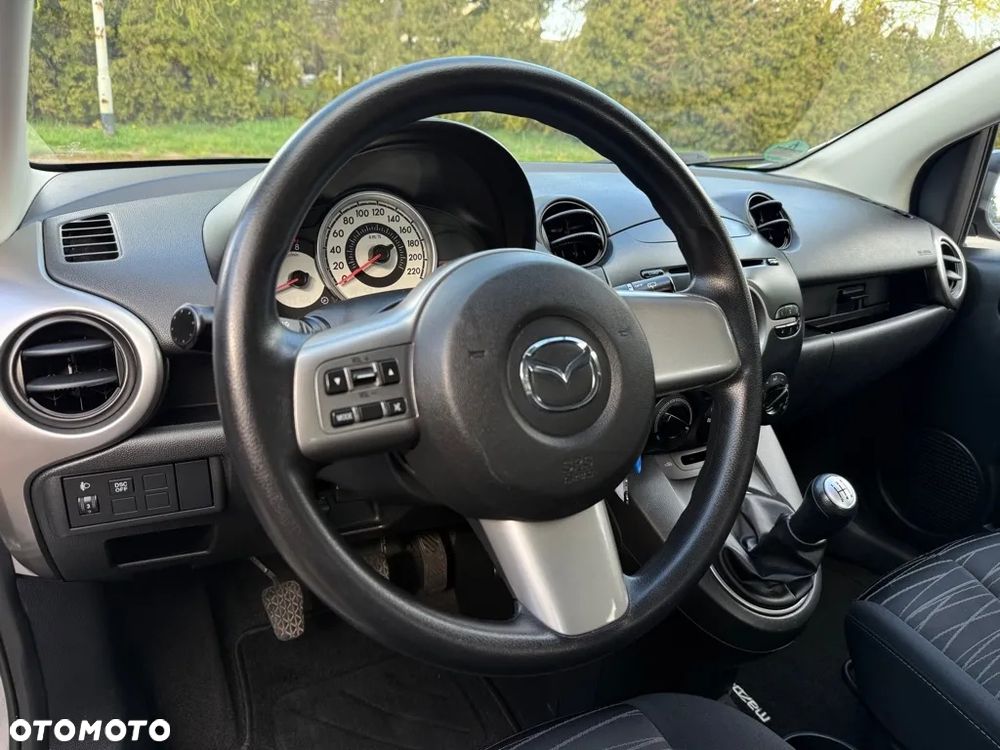 Mazda 2 1.3 MZR Active - 25