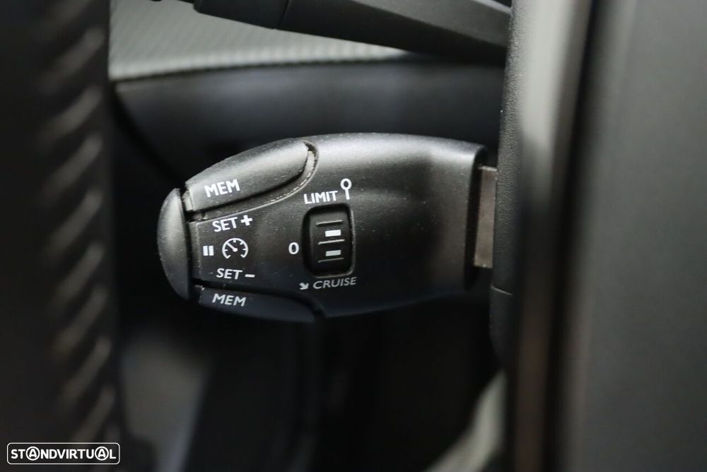 Peugeot 208 1.5 BlueHDi Active - 14