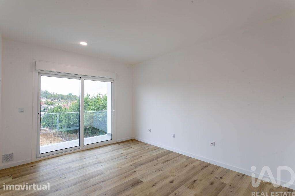 Casa / Villa T3 em Arcos e Mogofores de 126,6 m2 - Grande imagem: 2/32