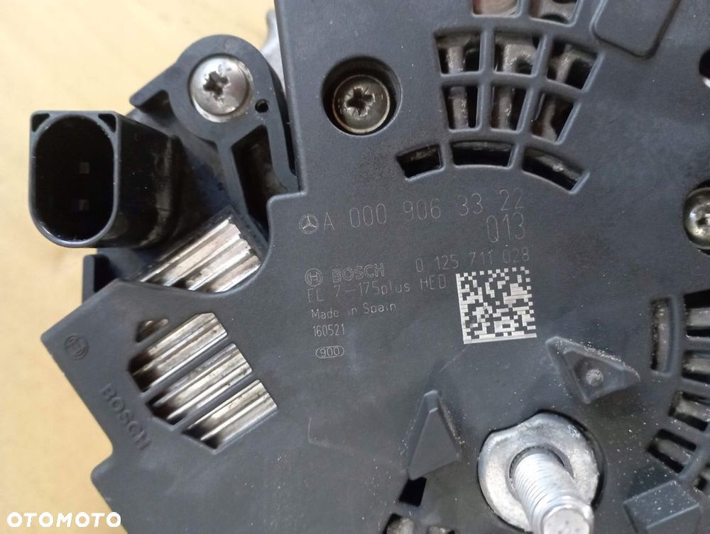 MERCEDES GLA W156 2.2 CDI ALTERNATOR A0009063322 - 4