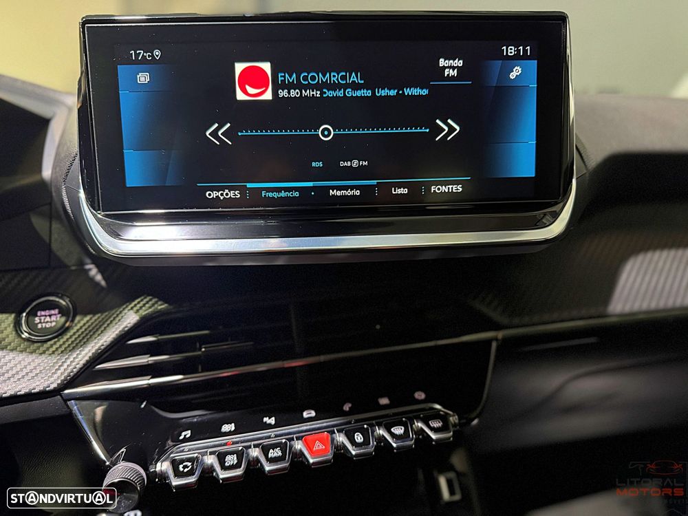 Peugeot 2008 1.2 PureTech Allure Pack EAT8 - 27