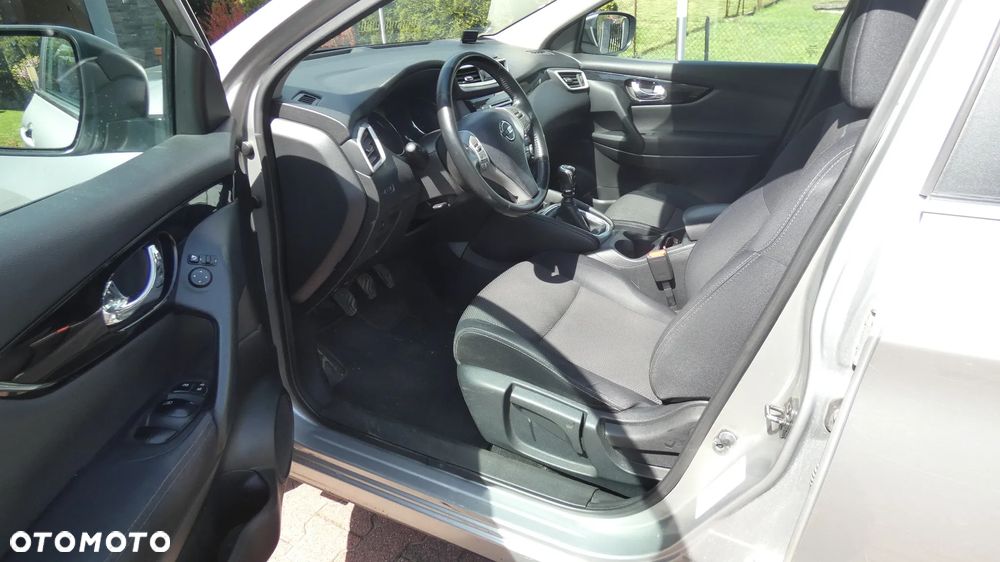 Nissan Qashqai 1.2 DIG-T Acenta - 10