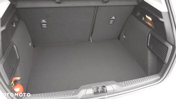 Ford Focus 1.0 EcoBoost Titanium - 29