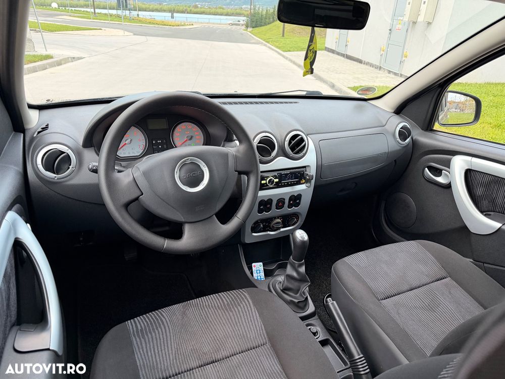 Dacia Sandero 1.4 MPI Laureate - 25
