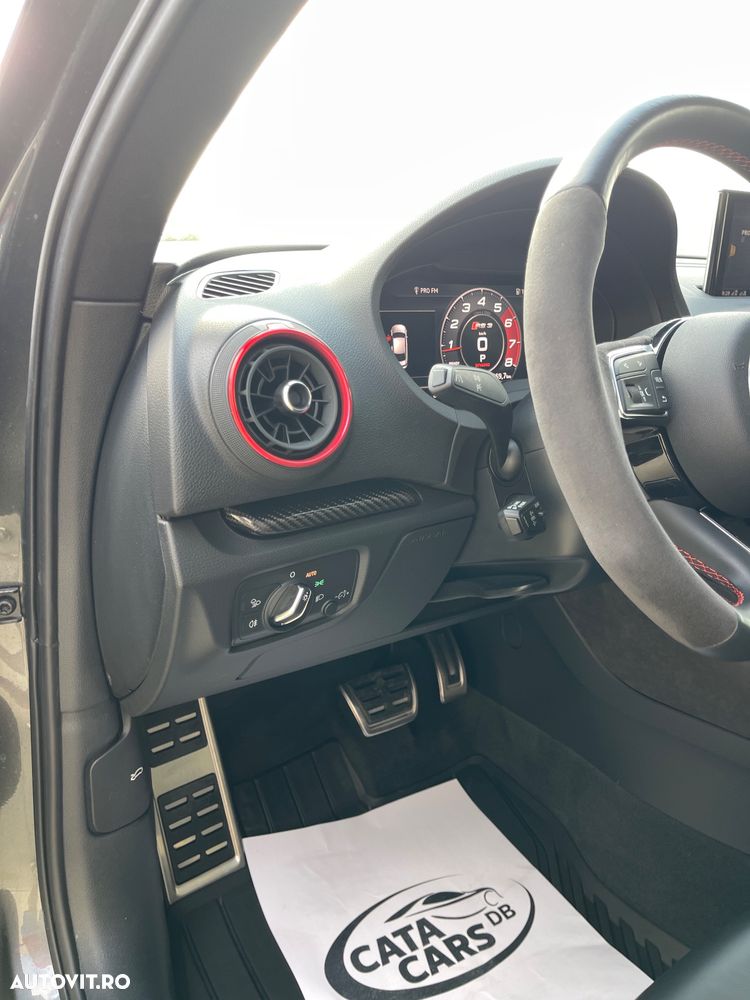 Audi RS3 - 30