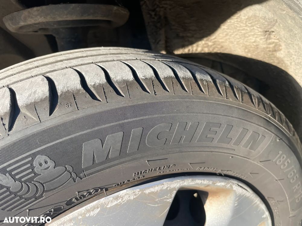 Dacia Sandero TCe 90 S&S Laureate - 11