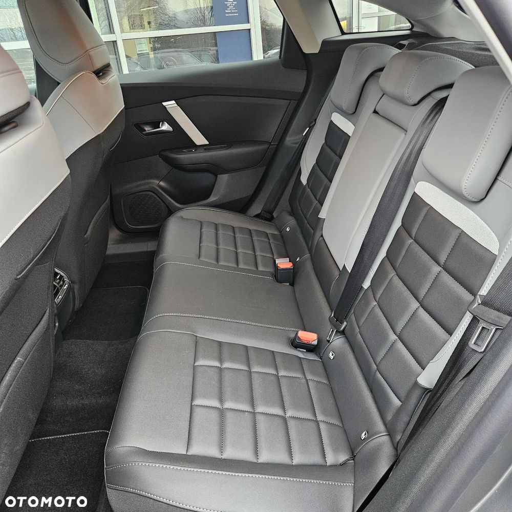 Citroën C4 1.2 PureTech Max S&S EAT8 - 12