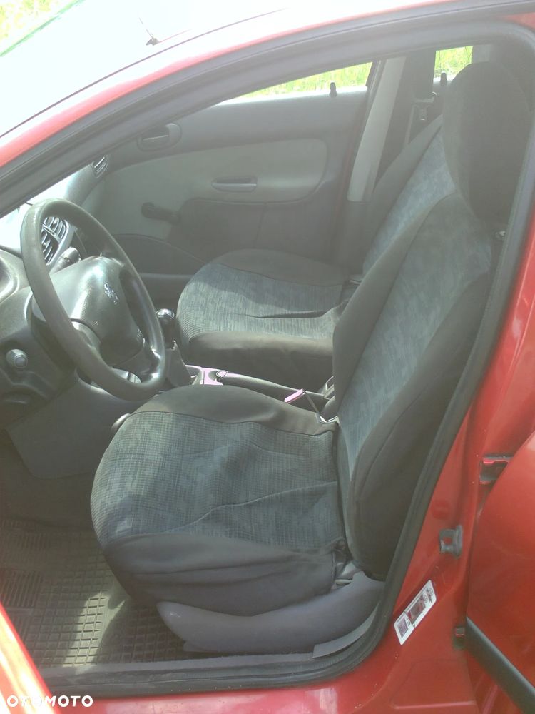 Peugeot 206 1.1 XR Presence - 16