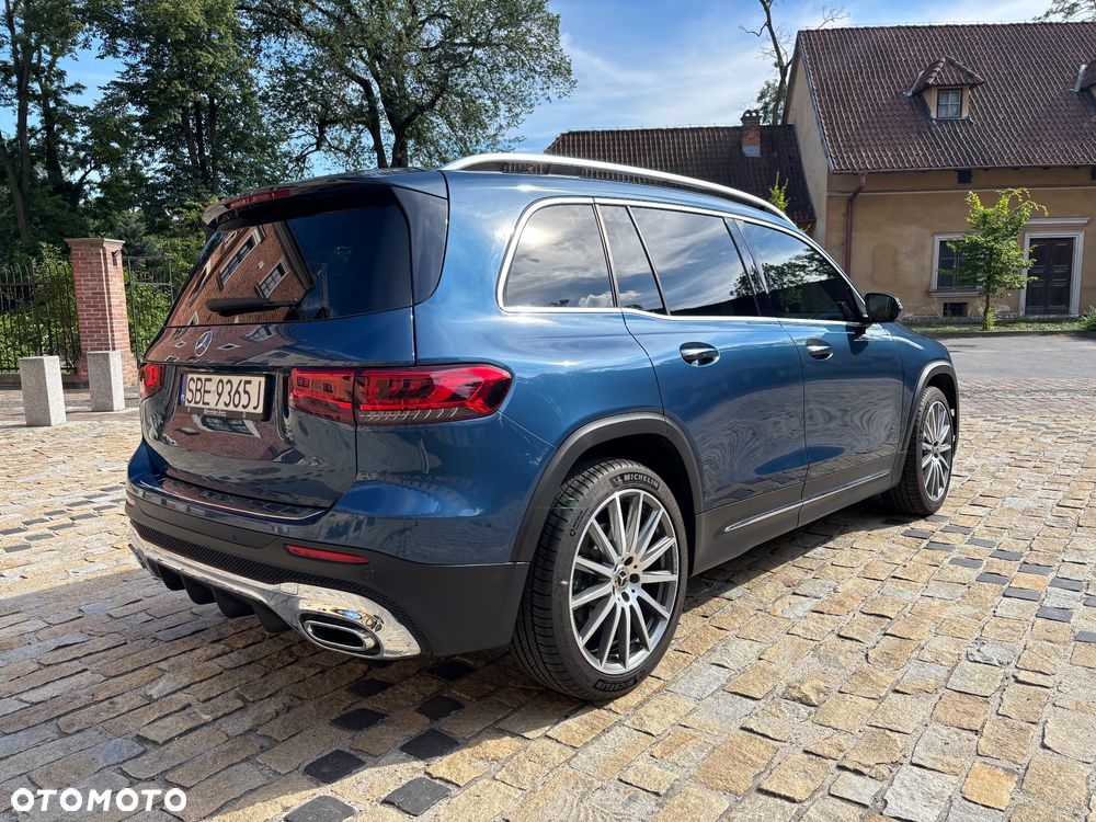 Mercedes-Benz GLB 250 8G-DCT AMG Line - 12