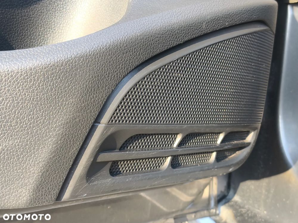 Renault Grand Scenic - 12