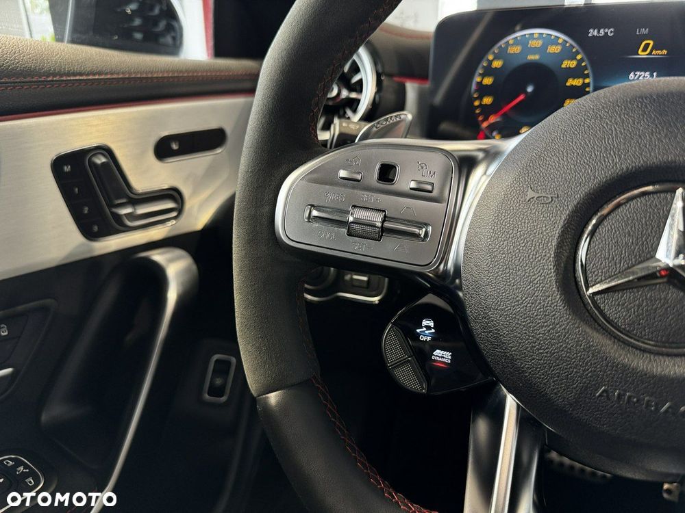 Mercedes-Benz CLA - 28