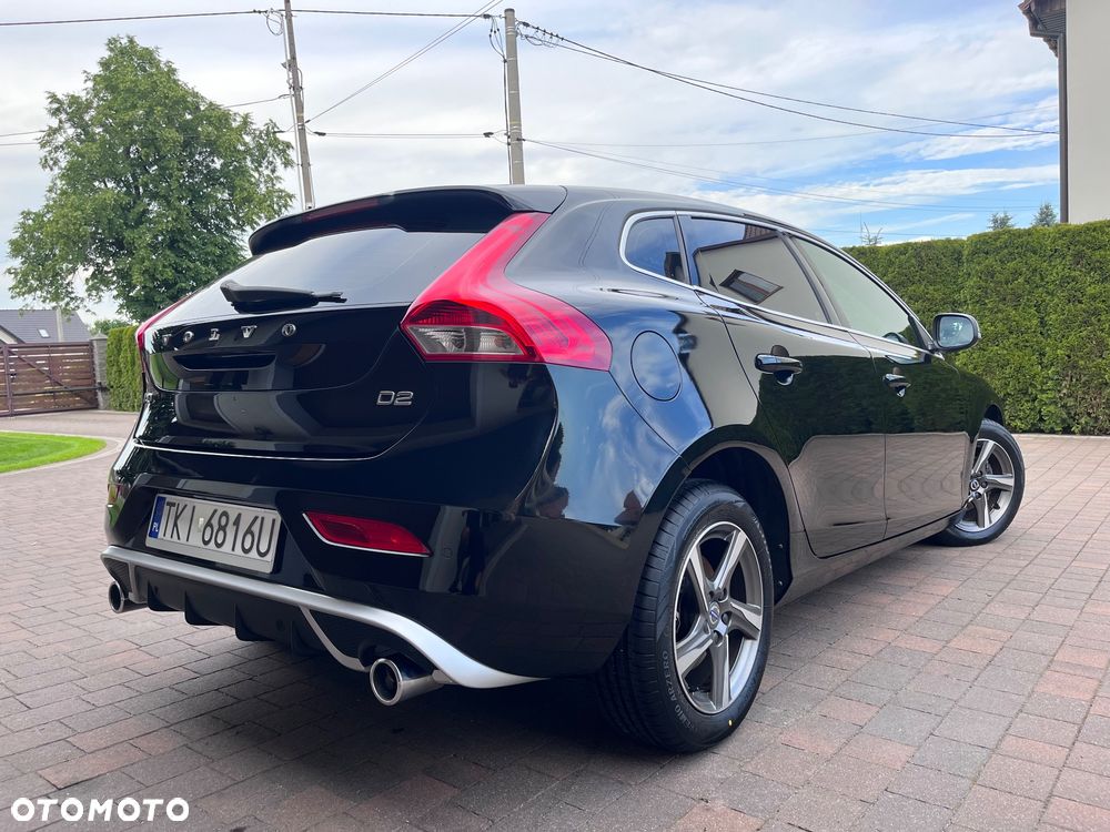 Volvo V40 D2 Drive-E R-Design Momentum - 32