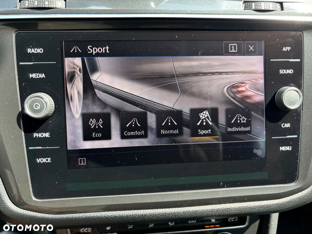 Volkswagen Tiguan 2.0 TDI BMT SCR 4Mot Highline DSG - 26