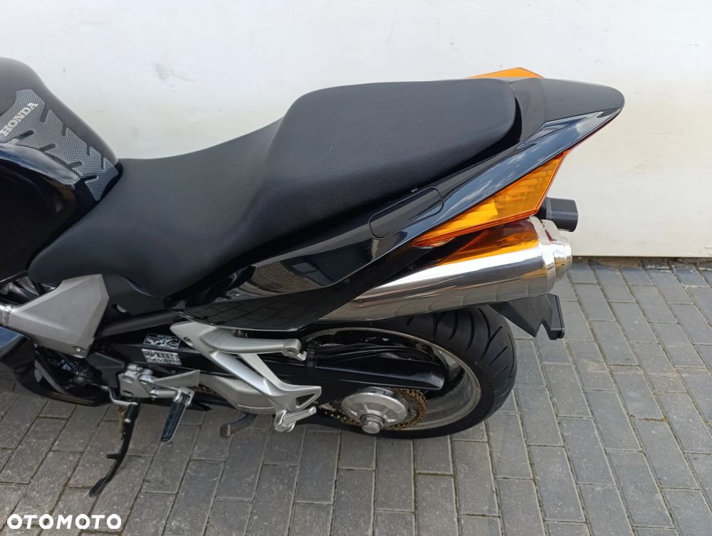 Honda VFR - 17
