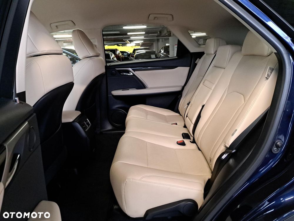 Lexus RX 450h Business Edition - 13