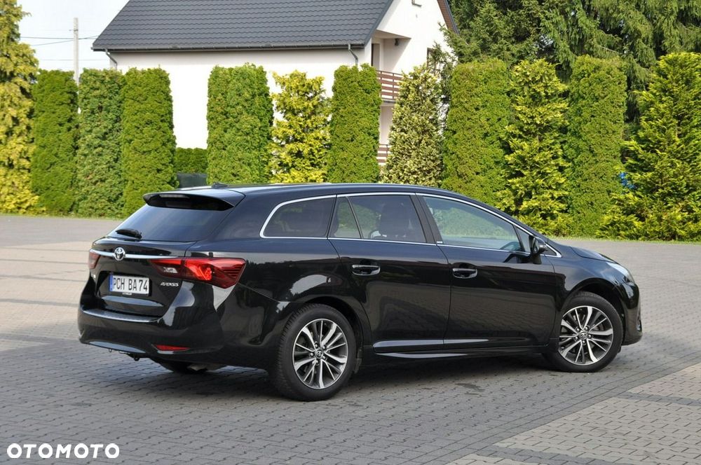 Toyota Avensis - 5