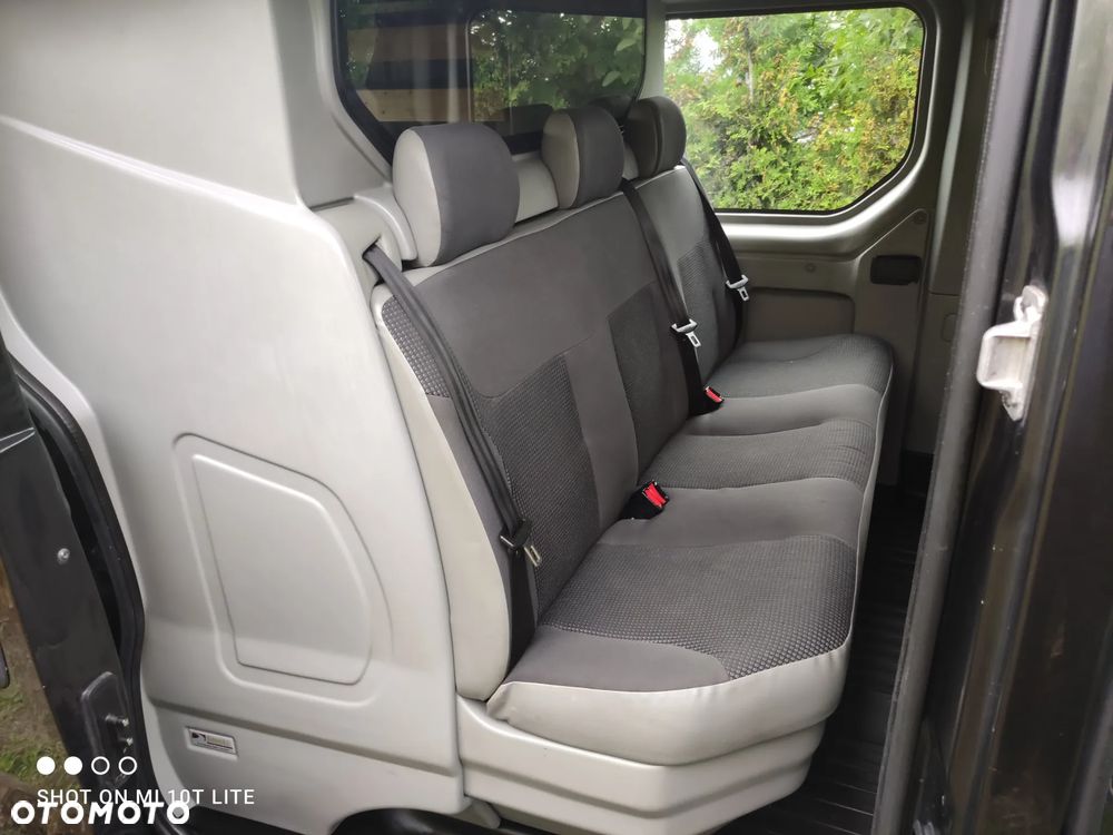 Opel vivaro - 8