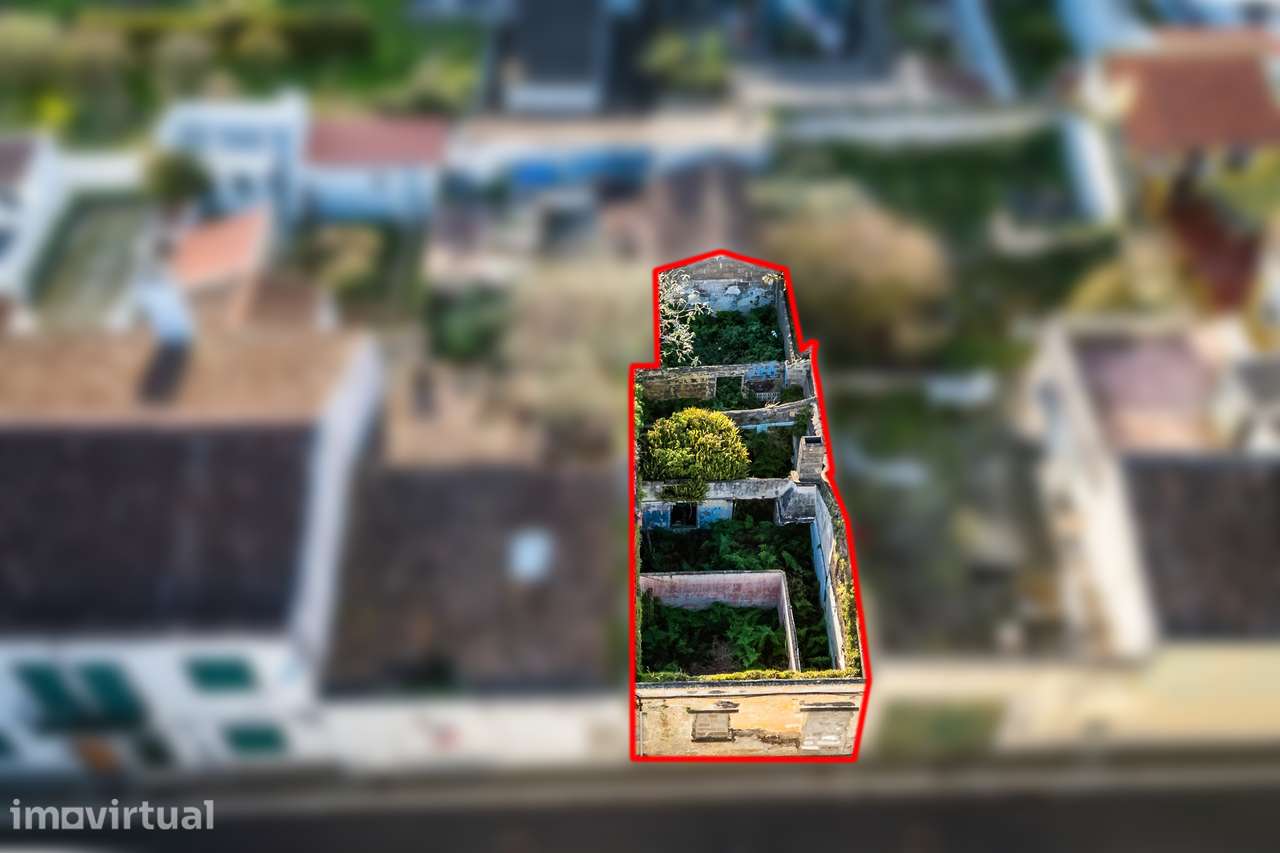 Ruína na Rua do Laureano - Grande imagem: 4/8
