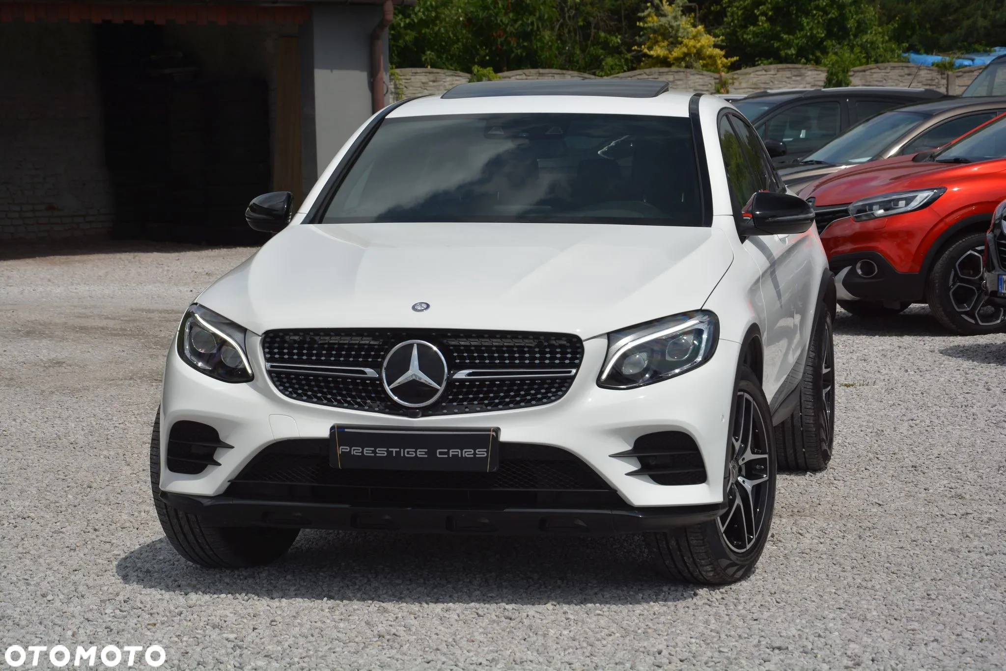Mercedes-Benz GLC 250 d Coupe 4Matic 9G-TRONIC AMG Line - 8