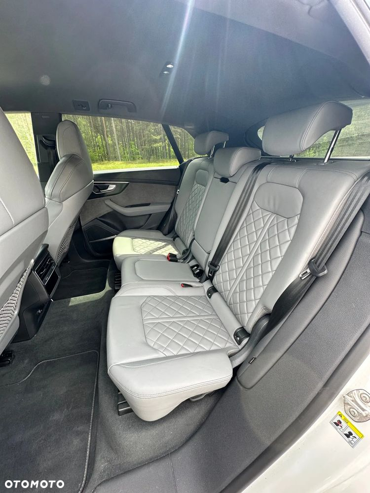 Audi SQ8 TFSI Quattro Tiptronic - 11