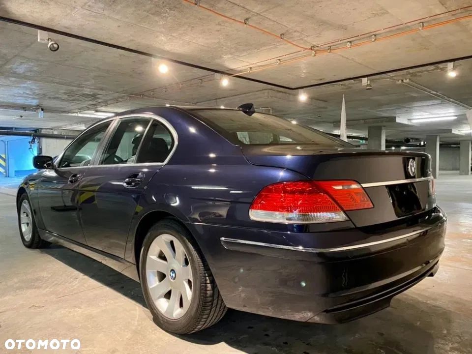 BMW Seria 7 740i - 3